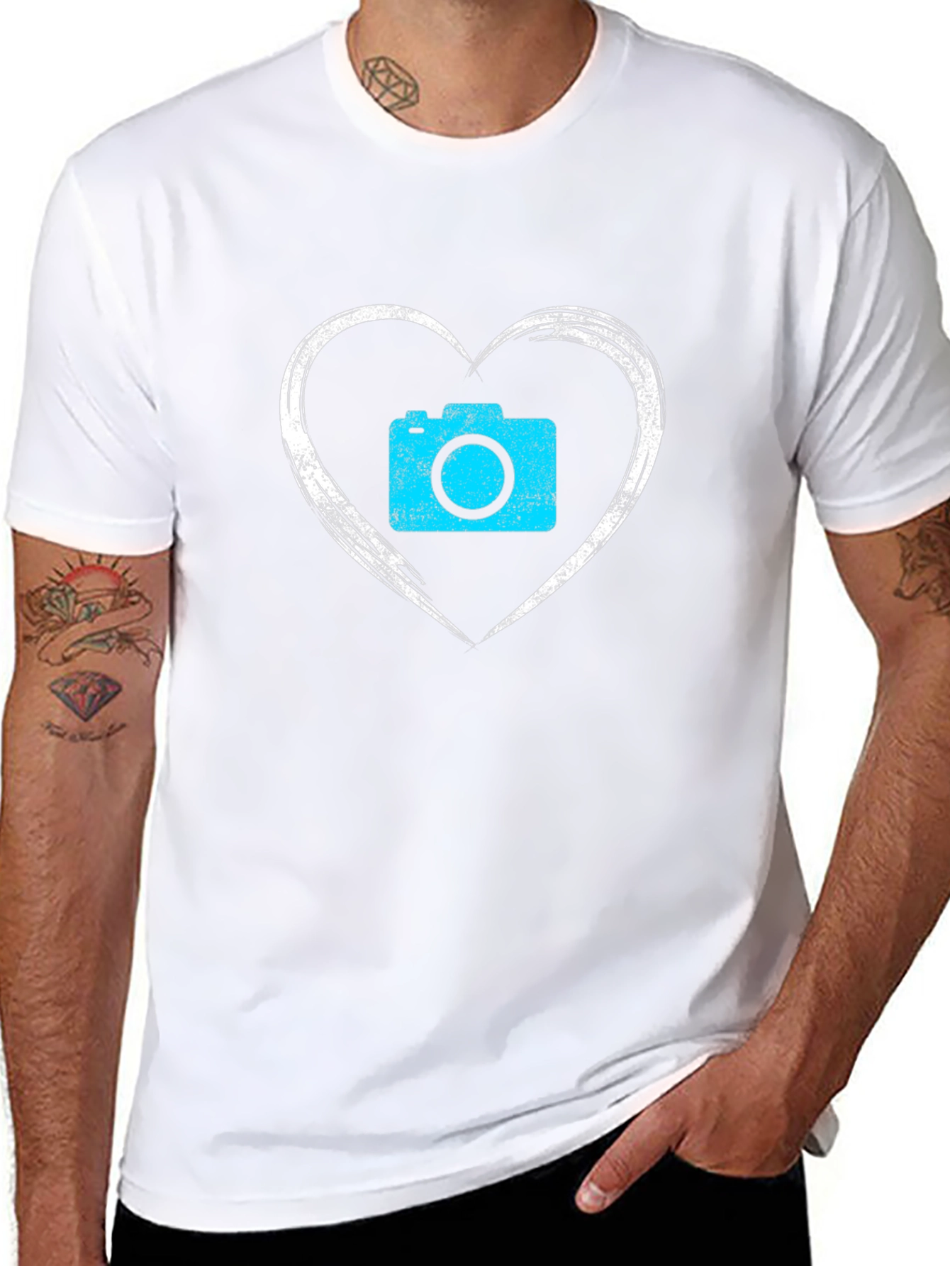 Camera Heart Graphic Black T-Shirt