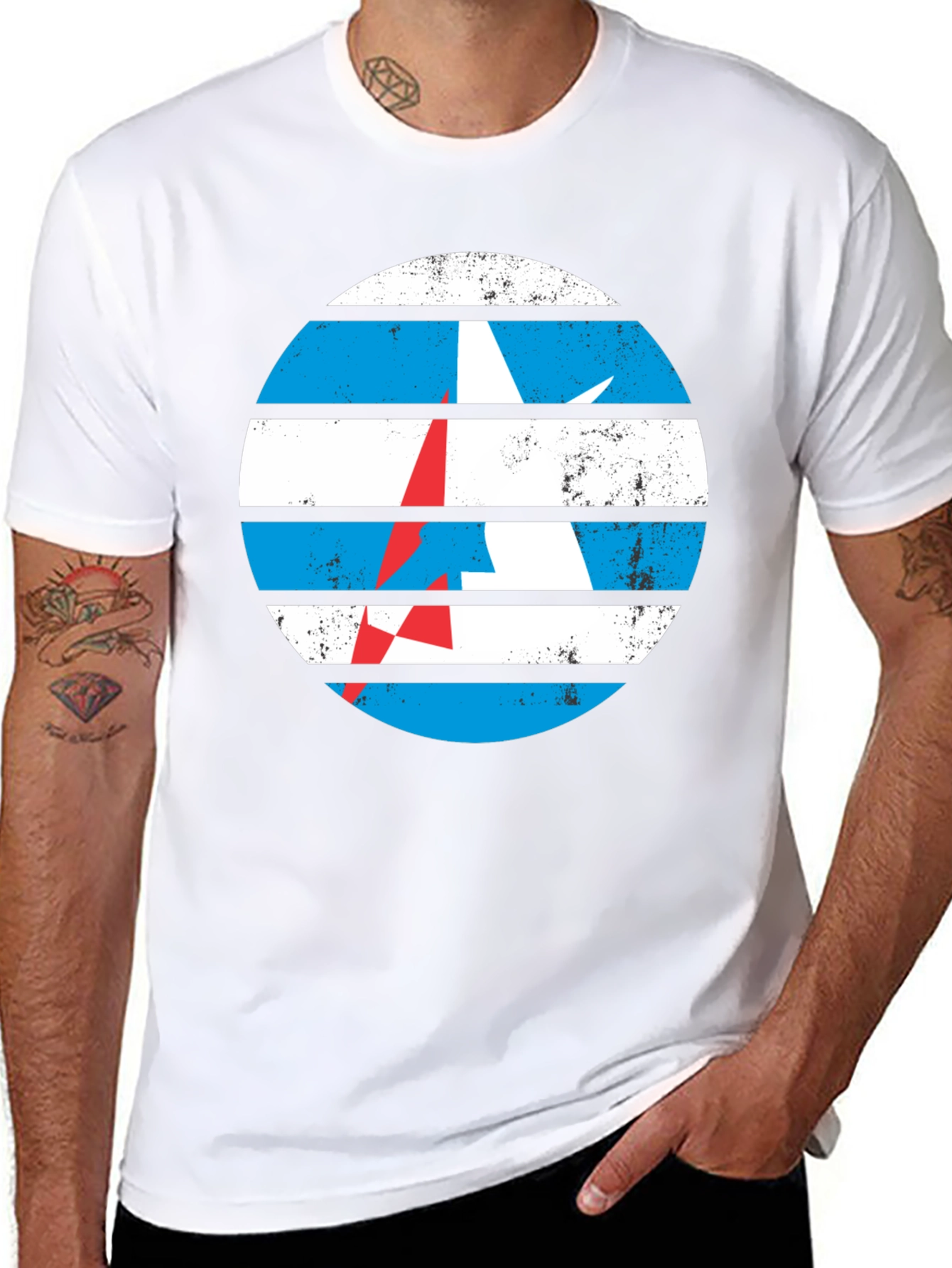 Retro Circle Graphic Tee - Classic Design